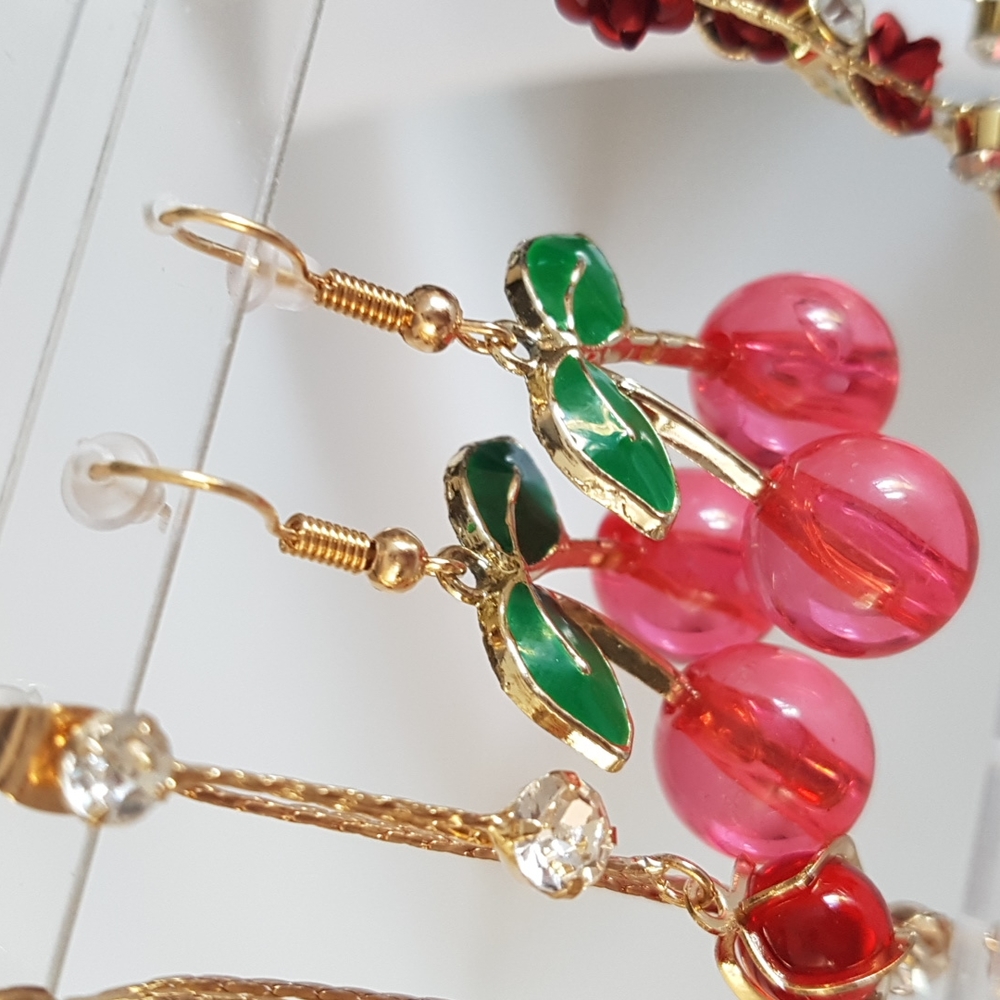 1 pair of Pink Cherry Leaves Drop Earrings
